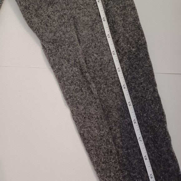 Valda Wool Blend Sweater Heather Gray Men's Sweater Size medium Fall v-neck - Picture 8 of 12